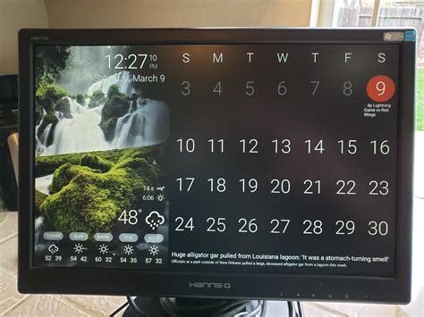 Calengoo is a calendar app that you can get for any displays you might be having. . Dakboard calendar colors